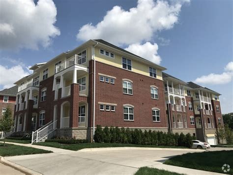 What is the average rent for a studio apartment in Iowa City, IA In Iowa City, youll find studio apartments ranging in price from 960 to 1,583. . Apartments for rent iowa city